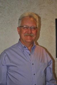 Dr. Robert Eugene Blackburn M.D., Family Practitioner