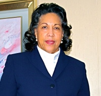Dr. Elliece Saundle Smith M.D.