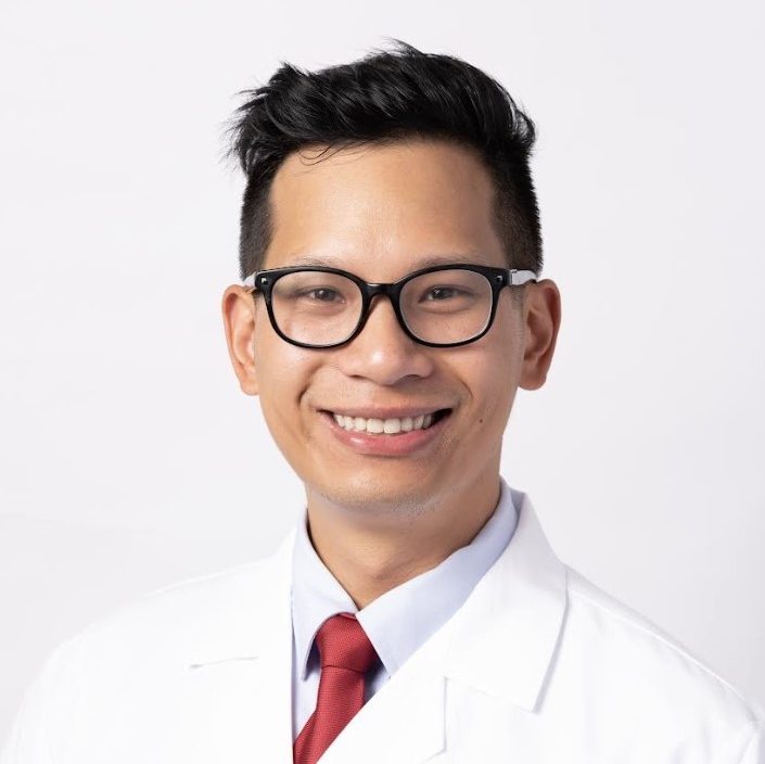 Dr. Lawrence  Chen DPM