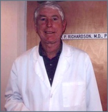 Dr. Derek Proctor Richardson  MD