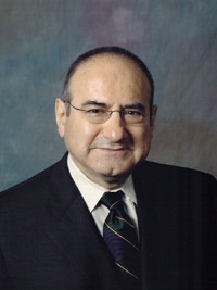 Dr. Raul  Ramos MD