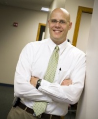 Dr. Tyler G Gunderson M.D., Orthopedist