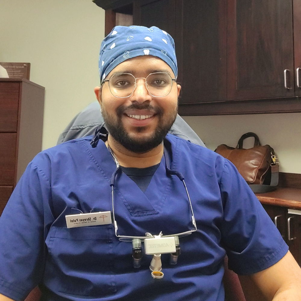 Dr. Shreyaskumar Patel, BDS, Dentist