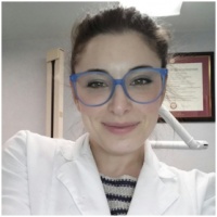 Dr. Vera Chernomordik D.M.D., Dentist