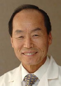 Dr. Uhun Ro Lee M.D