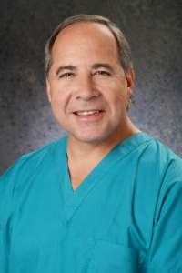 Dr. Warren Robert Fagadau M.D., Ophthalmologist