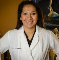 Dr. Lenny Wilnelia Arias D.D.S., Dentist