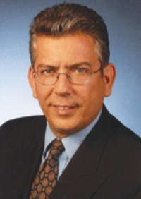 Dr. Jose E Lopez M.D.