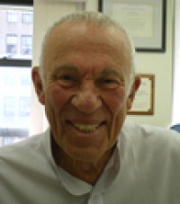 Edward C Kornbluh DDS, Dentist