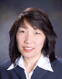 Dr. Esther Rhei MD, Surgeon