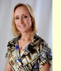 Carole Susan Lowe-richens D.D.S., Dentist