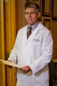 Dr. Kenneth D Boyle O.D., Optometrist