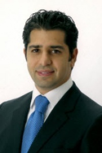 Dr. Kambiz Tavakkoli D.M.D, Dentist