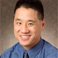 Dr. Michael C Chen M.D., Internist