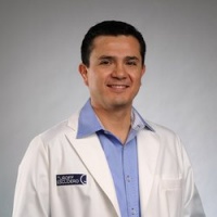Dr. Cesar   Escudero DDS