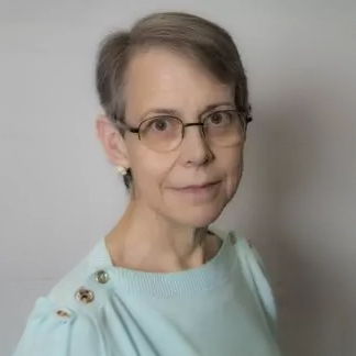 Dr. Phyllis  Heffner M.D.
