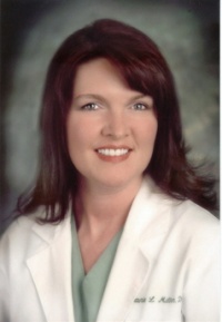 Dr. Laurie Leonard Miller DDS, Dentist