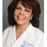Dr. Josefina Quiroz Trausch, MD, Internist