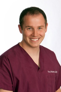 Dr. Troy Daniel Robeck D.D.S., Dentist