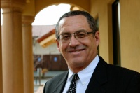 Dr. Francisco L Canales M.D.