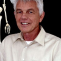 Dr. William W Bowen M.D.