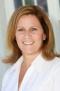 Dr. Christine A Castrichini DC, Chiropractor
