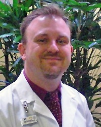 Dr. Robert  Garrett DC