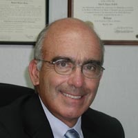Dr. John L Lipani DMD