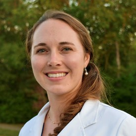 Dr. Lauren  Stevenot DDS