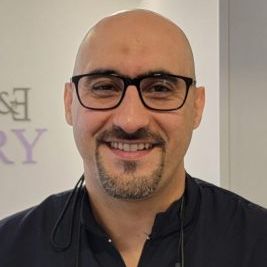 Bahram Esfandia, Dentist