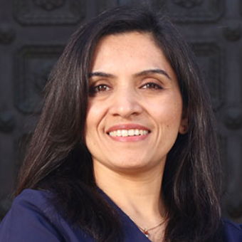 Dr.Neha Korla, Dentist