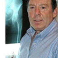 Dr. Melvin David Young M.D., Orthopedist