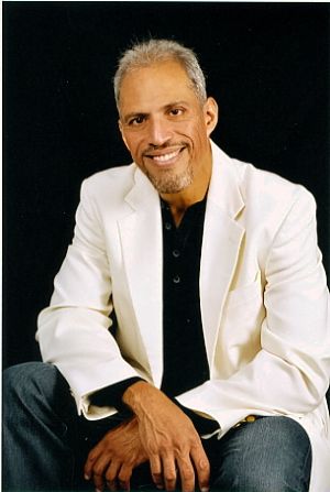 Manuel Lois, Internist