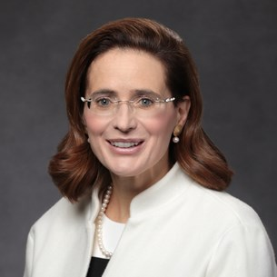 Dr. Nicole  Kuderer M.D.