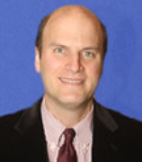 Dr. Robert  Auerbach M.D.