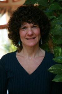 Dr. Susanne Michelle Saltzman M.D.
