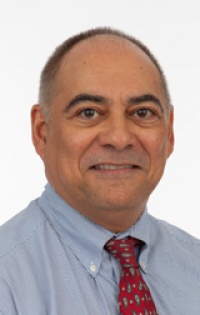 Dr. Armando Fuentes MD, Doctor