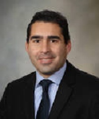 Dr. Rafael J Sierra M.D., Orthopedist