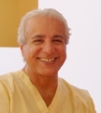 Dr. Khosrow  Sigaroudi DDS, MS