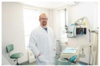 Dr. Steven Weiss DDS, Dentist