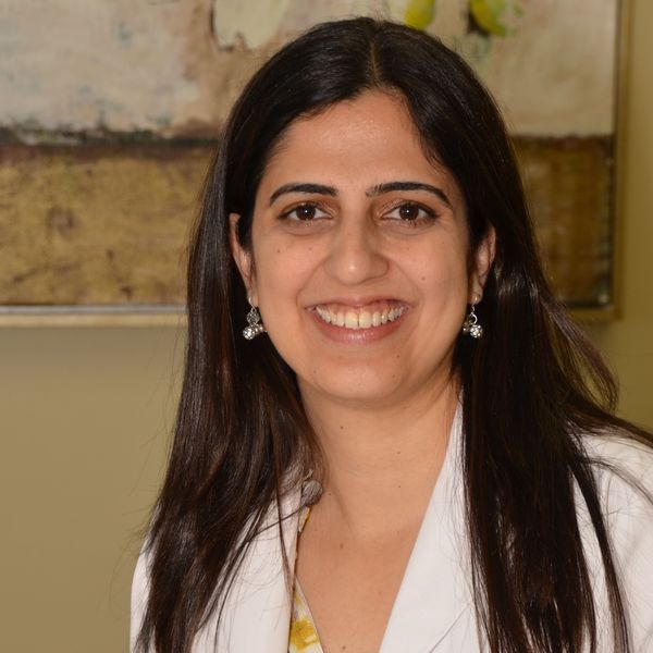 Dr. Shilpa Khullar, Dentist