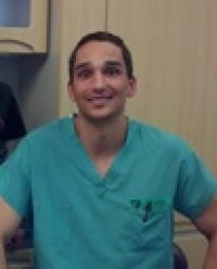 Dr. Justin J Villafane DDS, Dentist