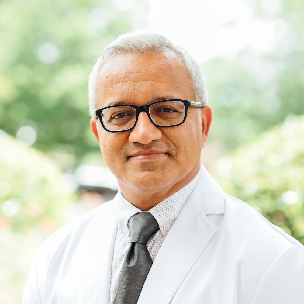 Dr. Anil Yadav, Internist | Obesity Medicine