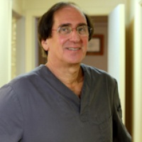 Dr. Myron Druxserman DDS, Dentist
