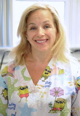 Dr. Julie A. Izen DMD, Dentist