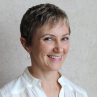 Dr. Lynda  Bascelli M.D