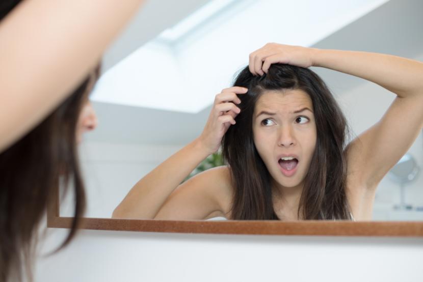 What Causes Dry Hair?