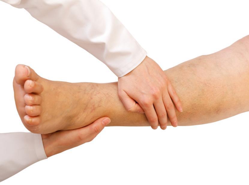 What Causes Swollen Ankles and Feet?
