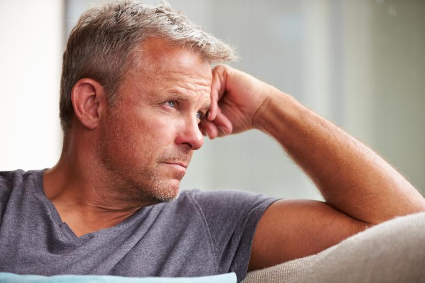 What are the Signs and Symptoms of Testicular Cancer?