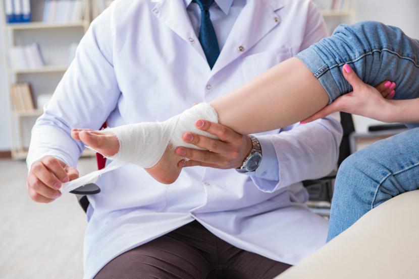 What Does a Podiatrist Do?